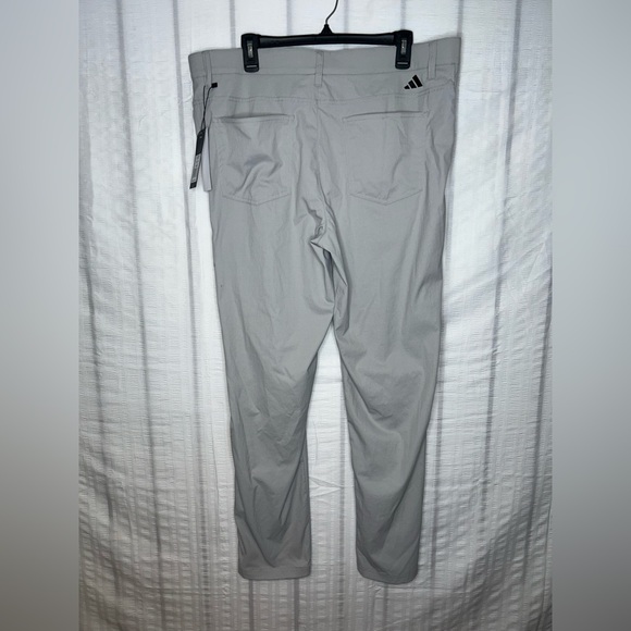 Adidas 5 Pocket Pants Mens 38x30 Light Gray Performance Golf Lightweight New 85 - Picture 1 of 12